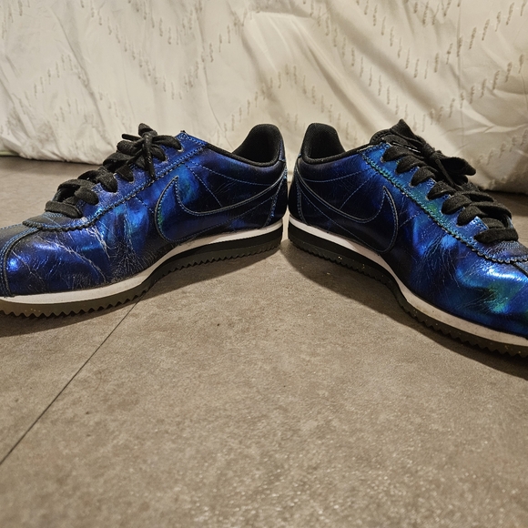 Nike Classic Cortez Iridescent Soar - Size 8W - Picture 5 of 10